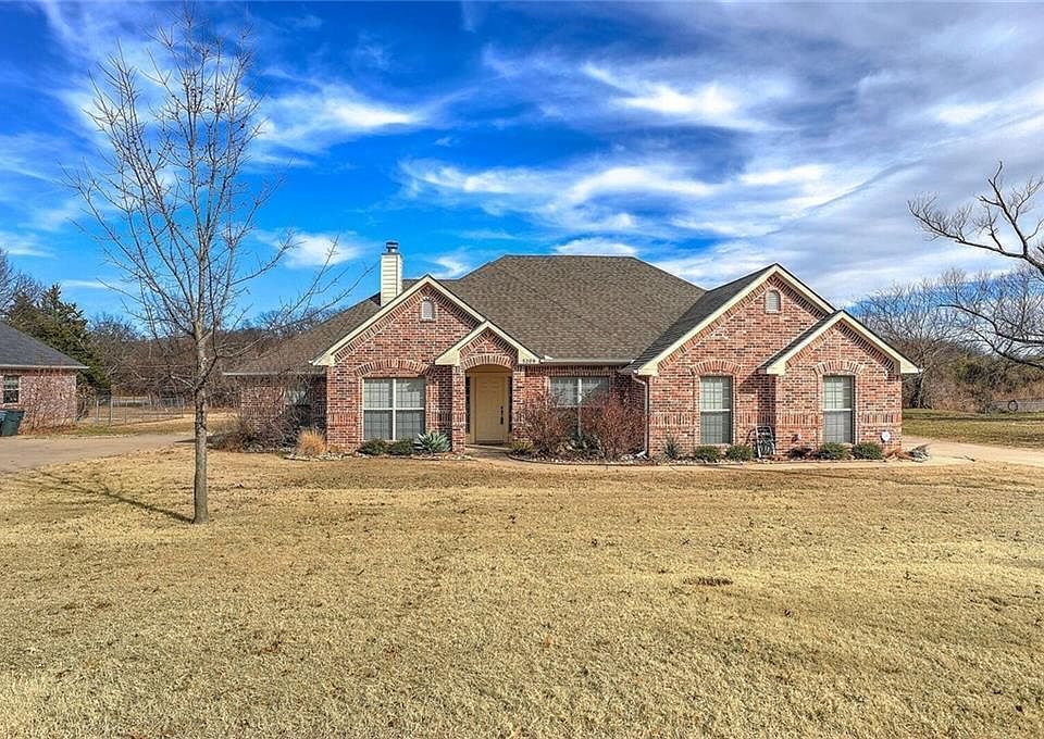 1st image of 5209 Playa Dr