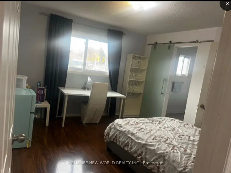3361 Sanderling Cres — Photo 3