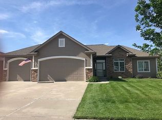 23276 Agee Ln, Waterloo, NE 68069