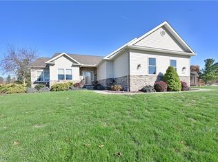 4833 Mandarin Dr, Seville, OH 44273
