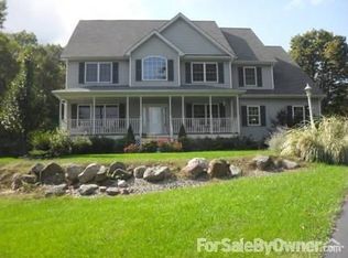 79 Dawn Dr, Westtown, NY 10998