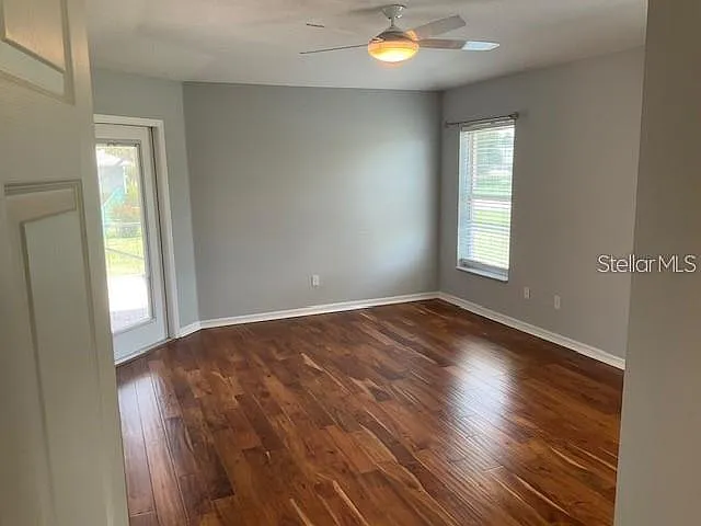 4921 NW 33rd Ln — Photo 14
