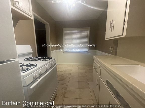 3rd image of 2325 H St #9A