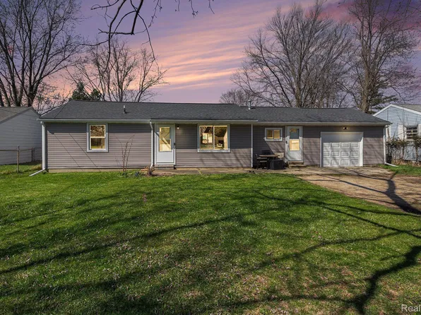 7125 Alger Dr, Davison, MI 48423