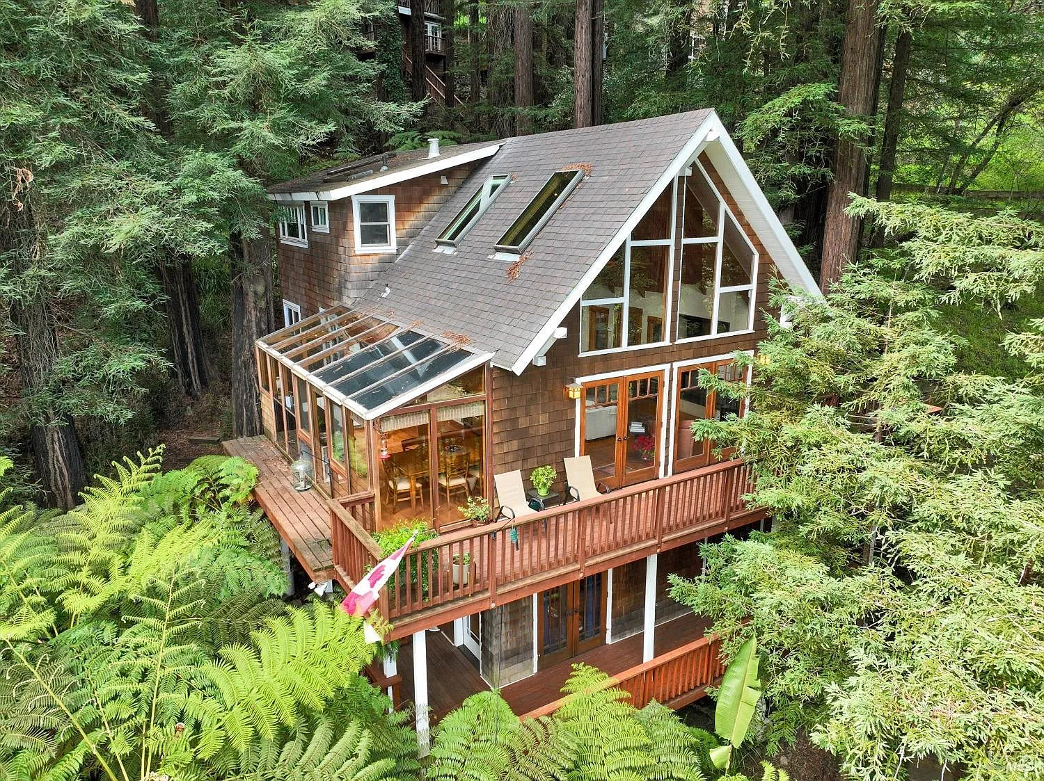 12 Molino Ave photo 1