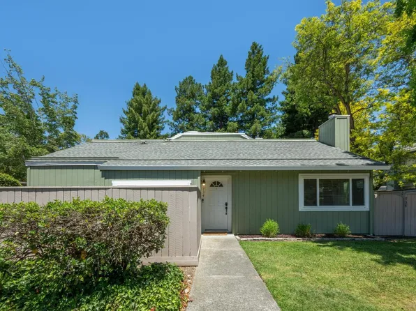 734 Racquet Club Circle, Rohnert Park, CA 94928