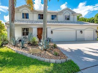3875 Crestwood Cir, Davie, FL 33331