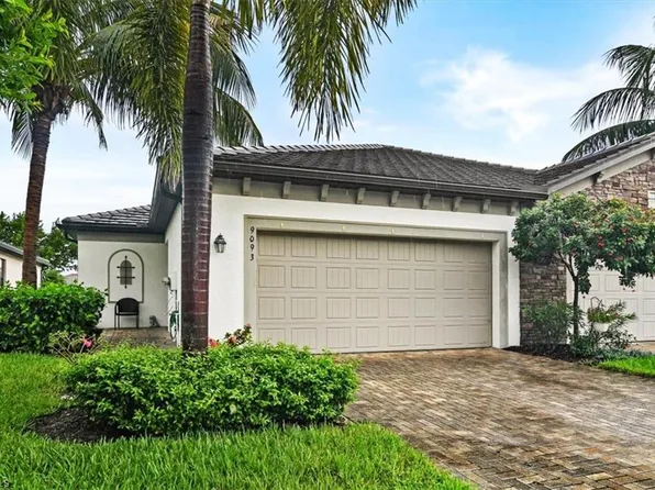 9093 Glenforest Dr, Naples, FL 34120