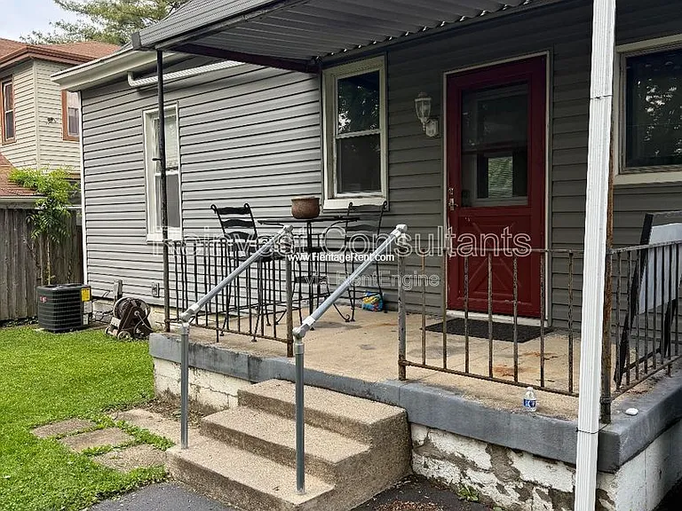 3833 Isabella Ave — Photo 12