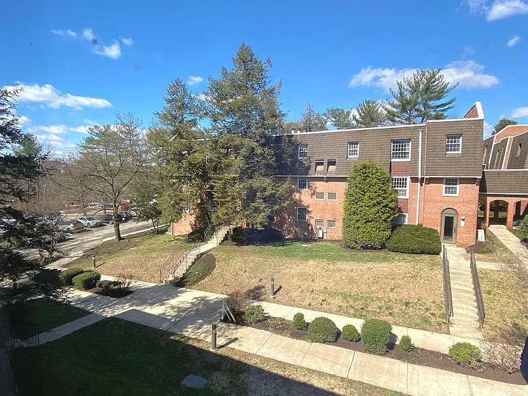 4000 Gypsy Ln #520 — Photo 4