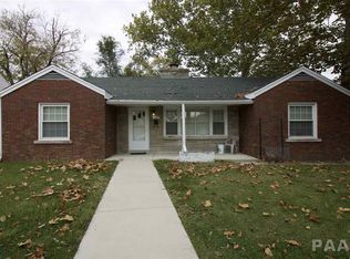 2402 N Gale Ave, Peoria, IL