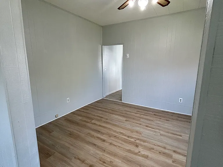 1081 Carmalt St #1083 — Photo 8