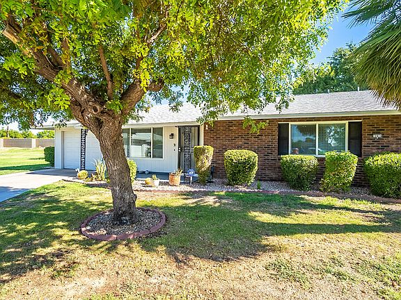 2nd image of 10414 W Campana Dr