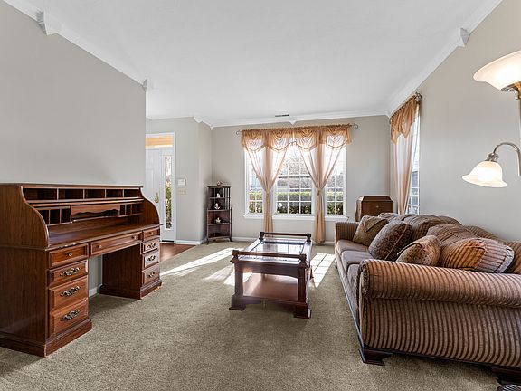 5th image of 15705 Symphony Blvd
