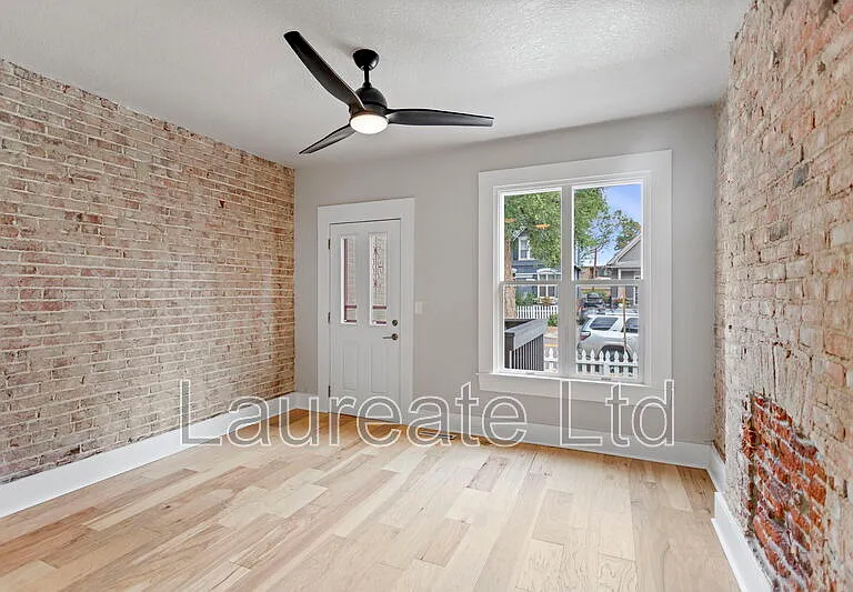 712 E 1st Ave — Photo 4