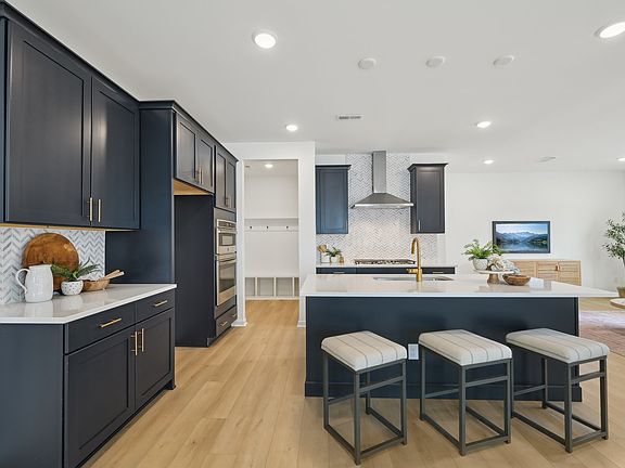 Rowland s Grant - Leland Interior Image 2