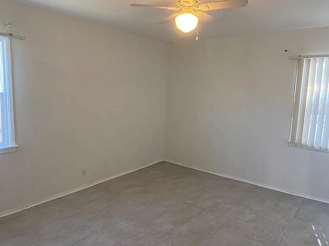 7004 1/2 Hazeltine Ave #4 — Photo 19