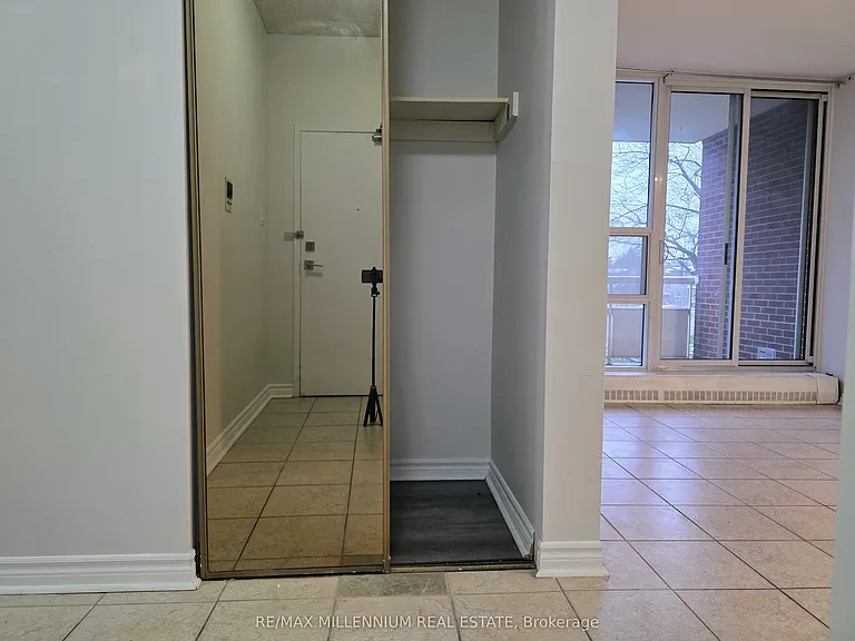175 Hilda Ave #102 — Photo 17