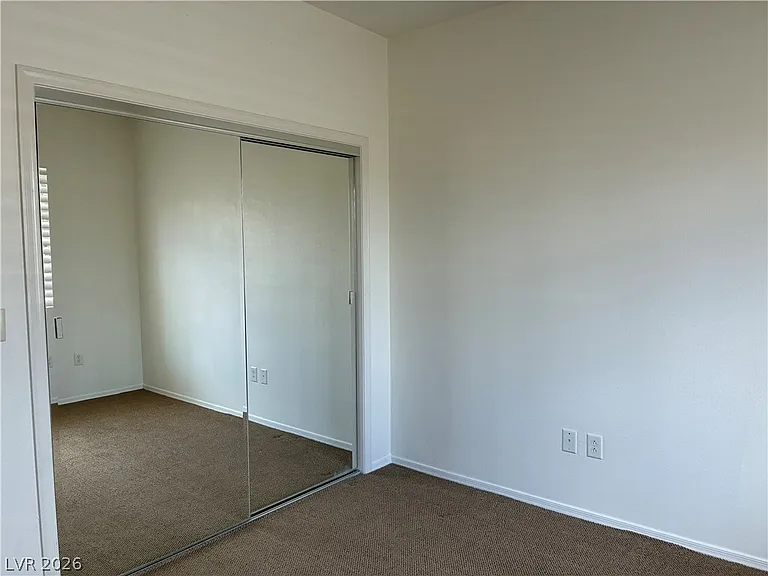 2581 Leighton Ave — Photo 4