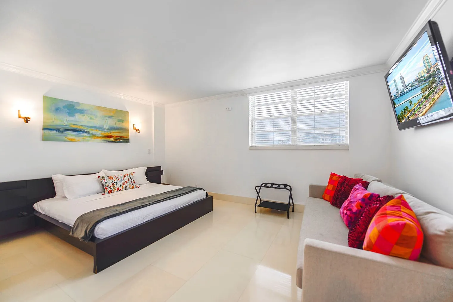 2 bed, 2.0 bath, 1173 sqft, $3,436 — Photo 4