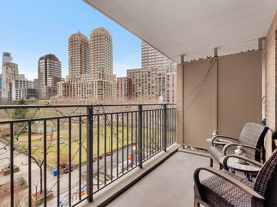 1st image of 205 W End Ave APT 5V