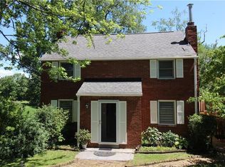 37 Forest Grove Rd, Coraopolis, PA 15108