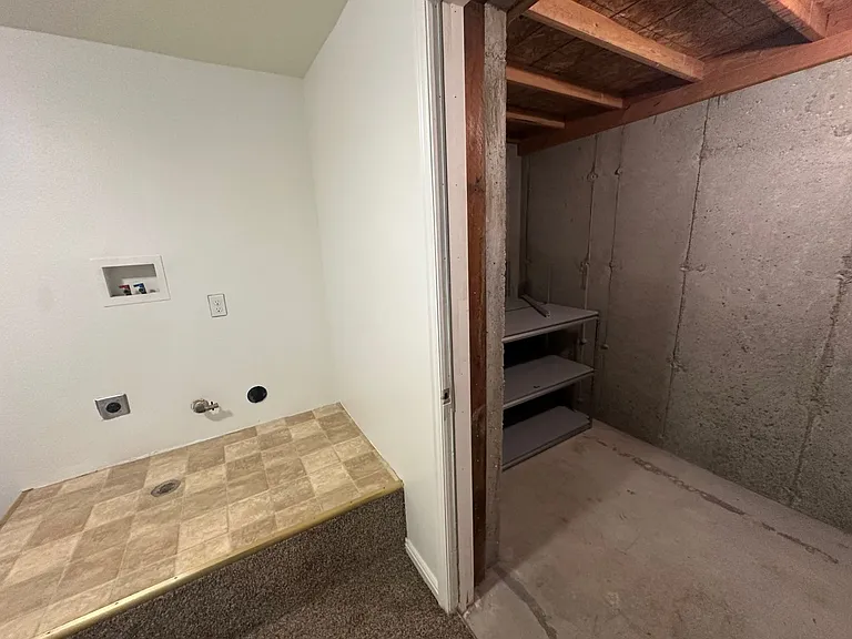 2511 Goodnight Dr — Photo 67