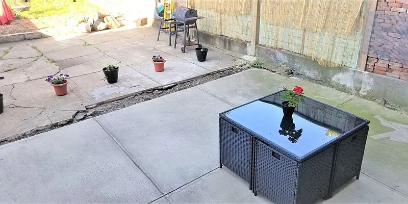 Rented by Virtual Real Estate | media 12