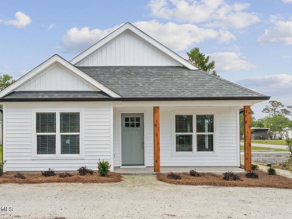 1st image of 4355 3rd Street SE