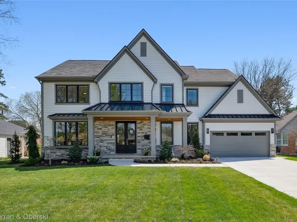 1663 Fairway Dr, Birmingham, MI 48009