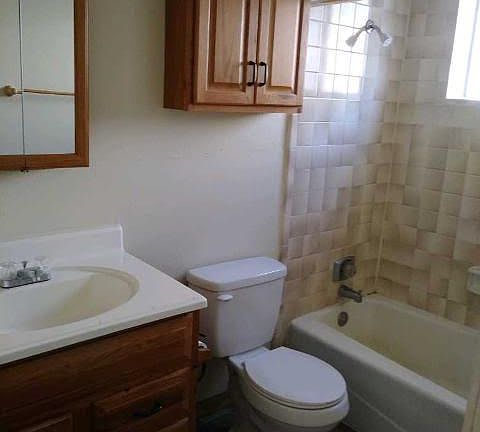 5th image of 2310 Saulsbury Dr APT 20