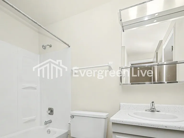 7751 Mount Hood Dr — Photo 12