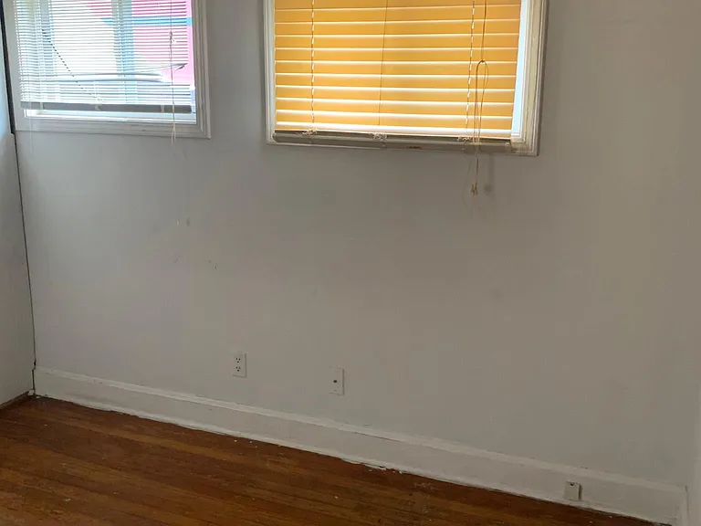 330 Oak St — Photo 19