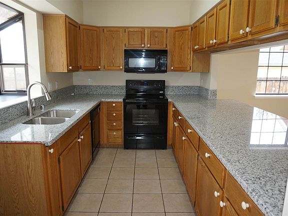 5th image of 3755 Erin Dr