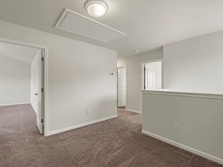 46 Cedarwood St — Photo 15