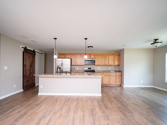 4th image of 5618 Jackies Dr