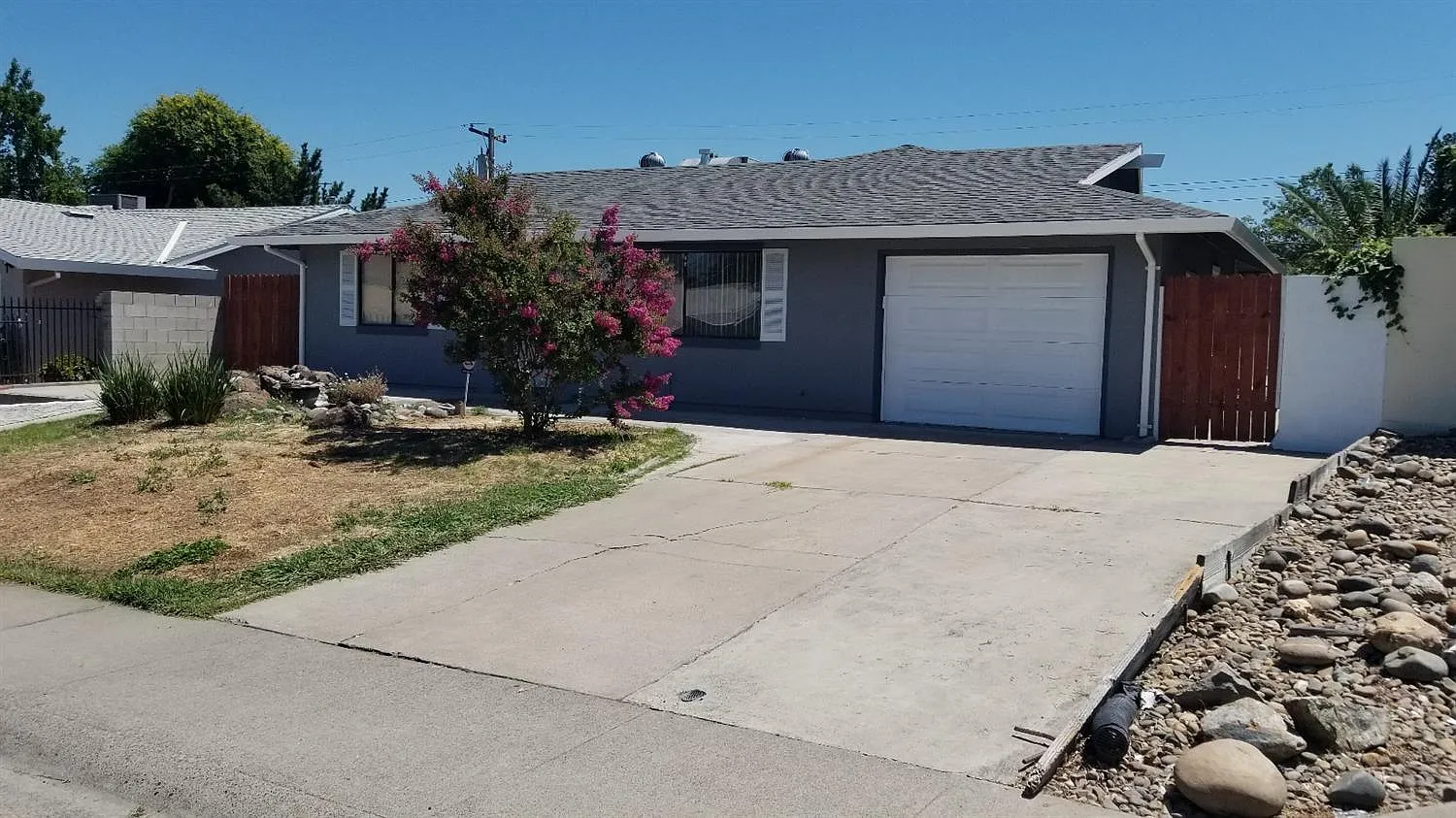 4100 Cortright Way photo 1