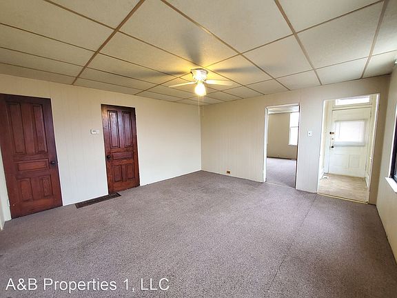3rd image of 1304 N 10th St #11723932