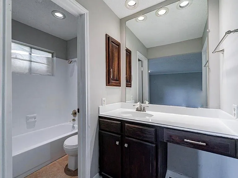 2714 Owens Cross Dr — Photo 7