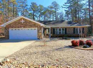 100 Cifuentes Way, Hot Springs Village, AR 71909