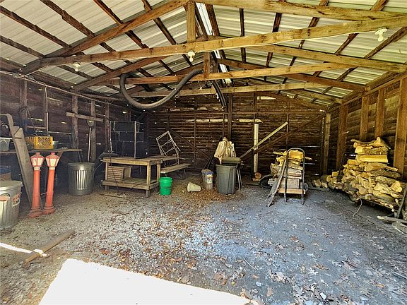 5th image of 14392 Buffalo Rd