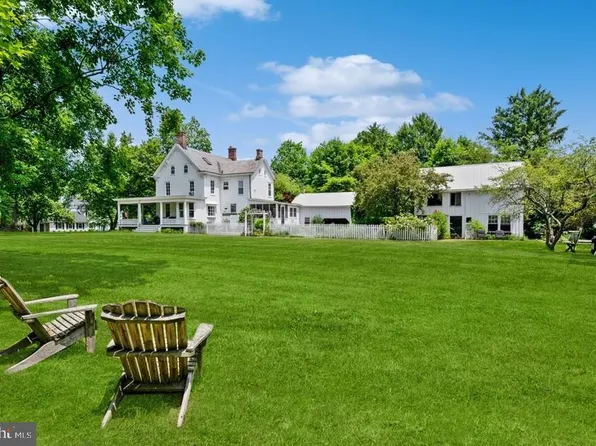 123 W Broad St, Hopewell, NJ 08525