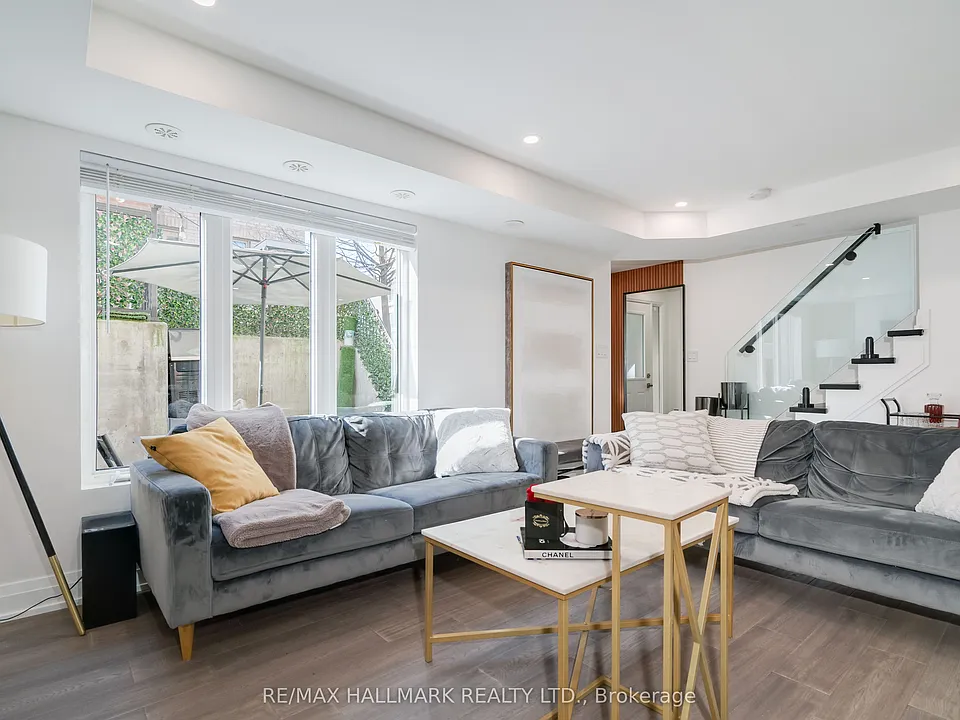 11 Foundry Ave #129