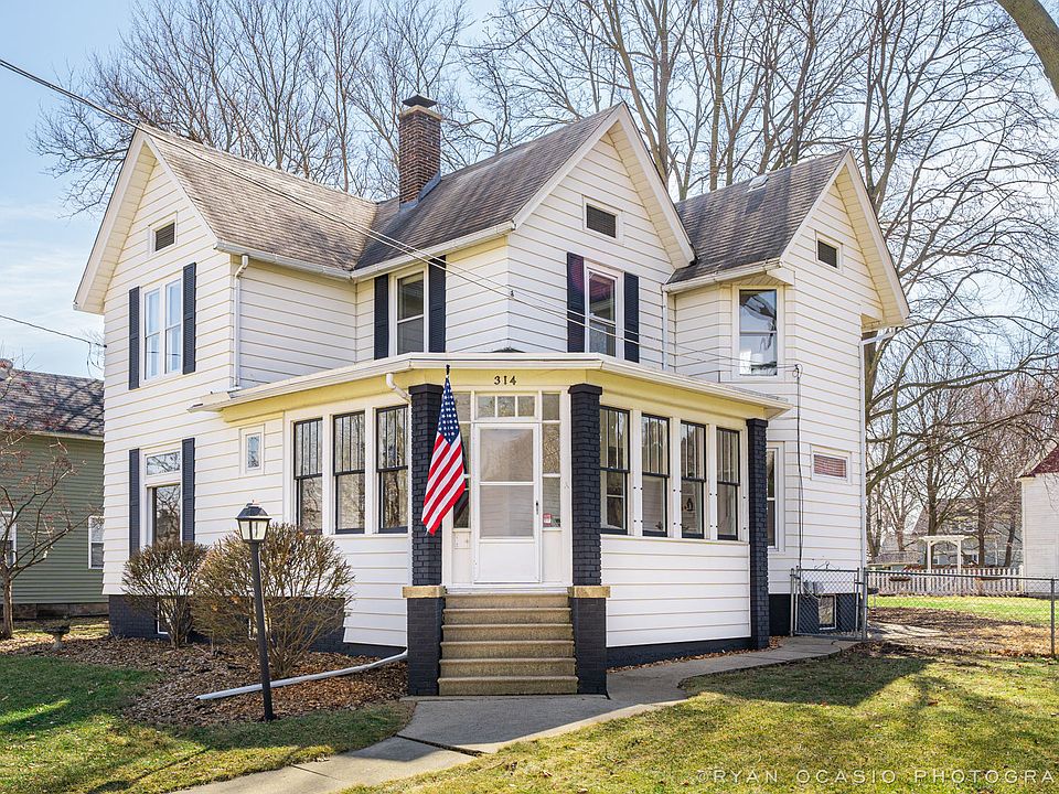 314 E Elm St, Sycamore, IL 60178 Zillow