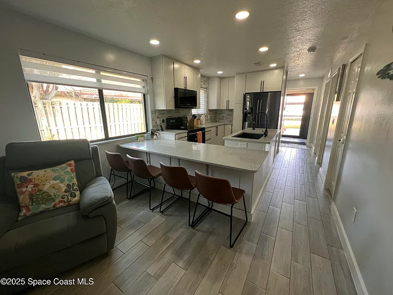 3230 Sand Dunes Ct — Photo 5