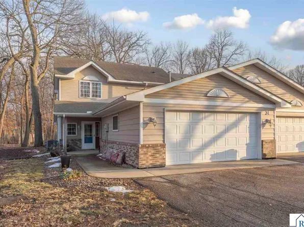 31 Pleasant View Trl, North Mankato, MN 56003