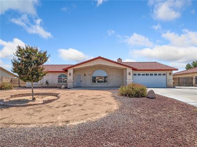 13951 Falling Leaf Rd, Apple Valley, CA, 92307