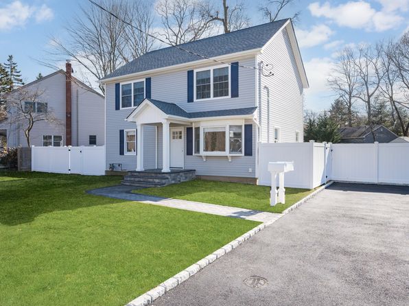 25 Lorraine Ct FLOOR 1, Northport, NY 11768