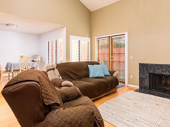 4th image of 613 Beyer Way Unit 503