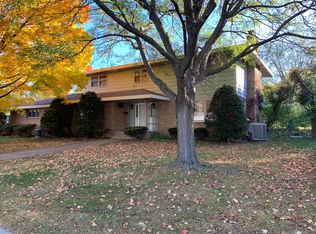 328 26th Pl N, La Crosse, WI 54601